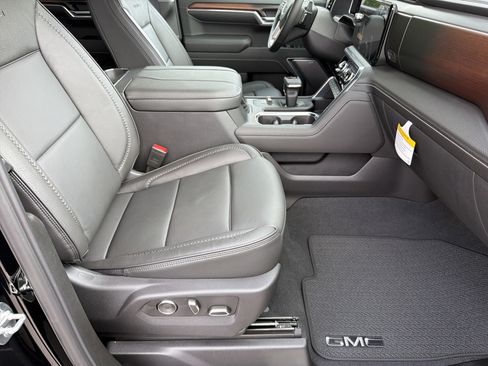 New 2026 GMC Sierra 1500 Denali AWD/4WD image 14