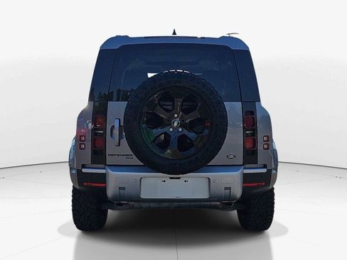 Used 2023 Land Rover Defender 110 SE AWD/4WD image 7