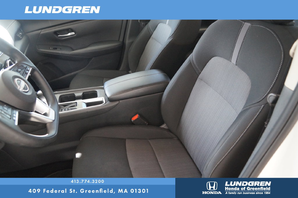 Used 2024 Nissan Sentra SV FWD image 13