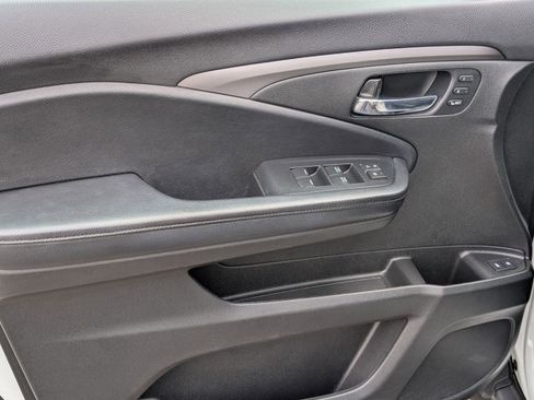 Used 2021 Honda Passport EX-L image 14