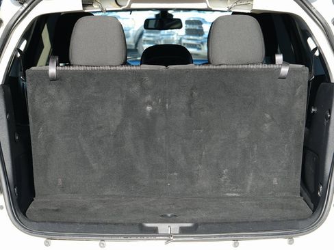 Used 2020 Dodge Journey SE w/ Blacktop Package image 32