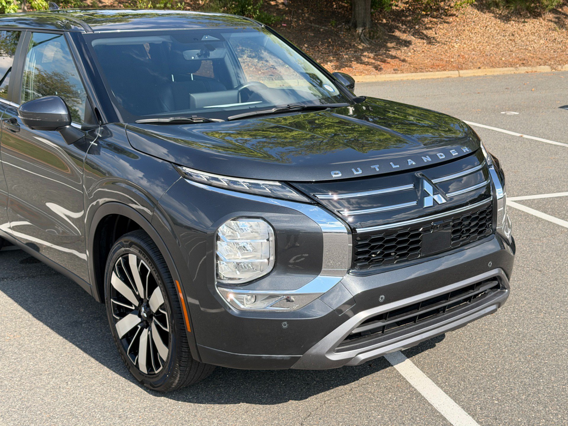 Used 2025 Mitsubishi Outlander SE FWD image 17