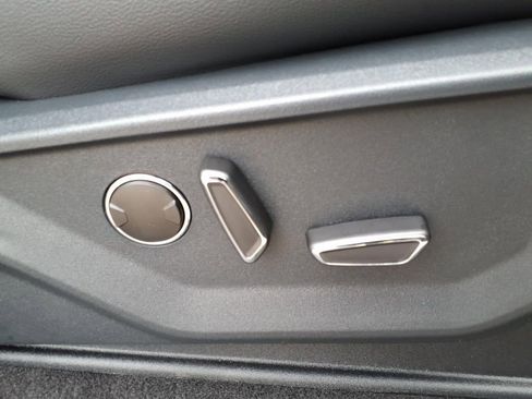 New 2026 Ford F150 Lariat image 14