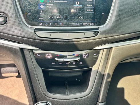 Used 2021 Cadillac XT6 Luxury FWD image 15