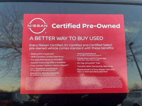 Certified 2025 Nissan Pathfinder SV image 8