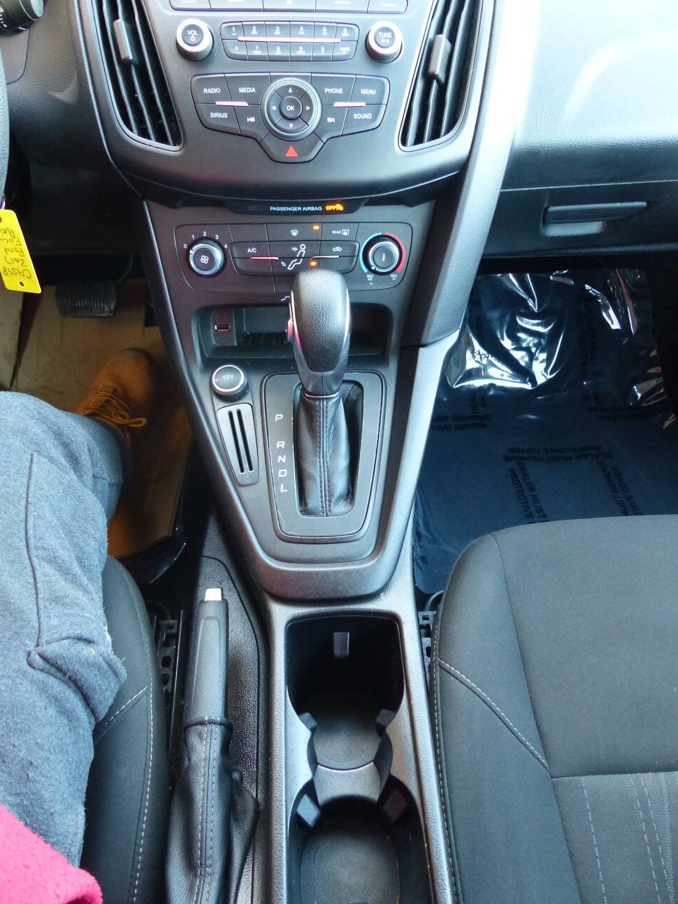 Used 2017 Ford Focus SE FWD image 32