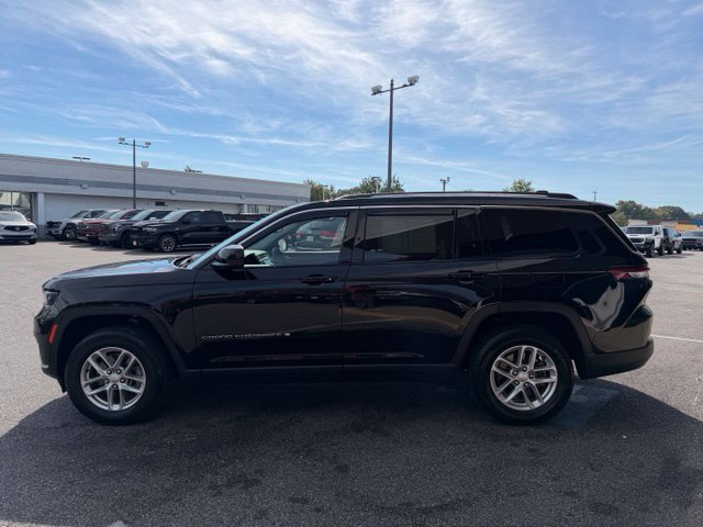 Used 2023 Jeep Grand Cherokee L Laredo w/ Luxury Tech Group I AWD/4WD image 28