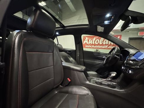 Used 2022 Chevrolet Equinox RS w/ RS Leather Package image 11