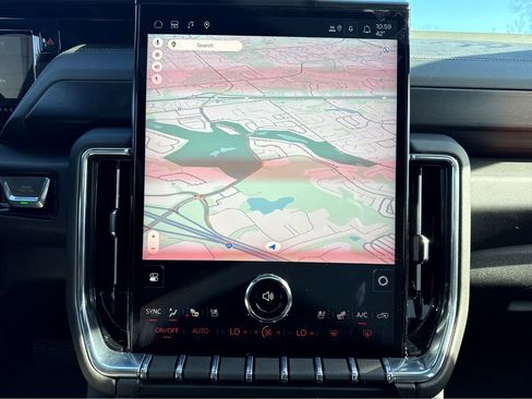 New 2026 GMC Yukon XL Denali w/ Denali Reserve Package image 15