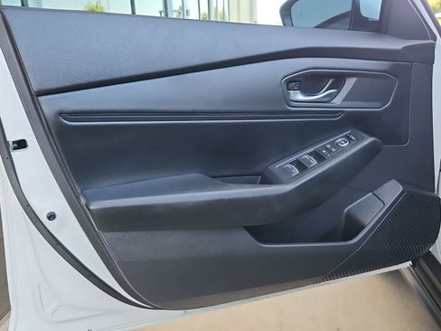 Used 2024 Honda Accord EX image 11