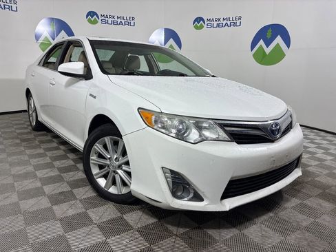 Used 2012 Toyota Camry LE image 1