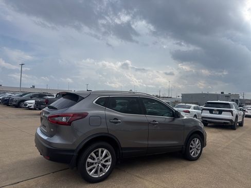 Certified 2022 Nissan Rogue Sport SV w/ Technology Package image 22