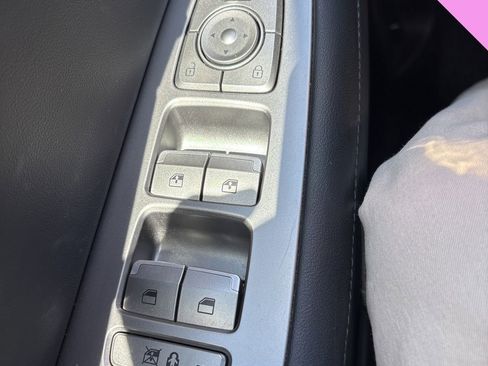 Used 2020 Hyundai Palisade SEL w/ Premium Package image 9