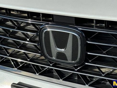Used 2023 Honda Accord EX image 32