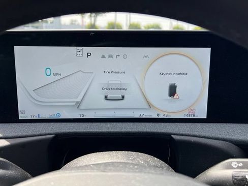 Certified 2024 Kia EV6 Light RWD image 18
