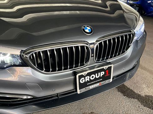 Used 2017 BMW 530i image 29
