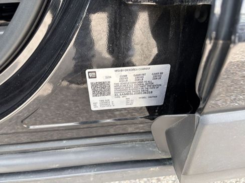 Used 2025 Buick Encore GX Preferred FWD image 23