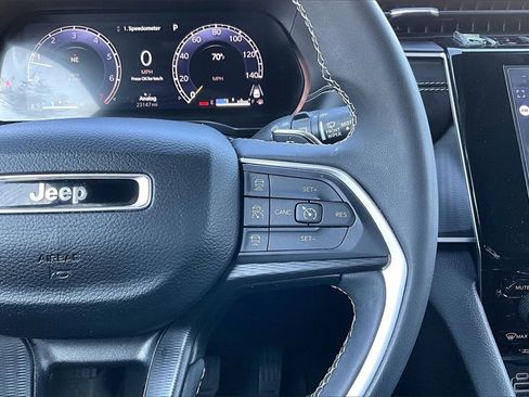 Certified 2024 Jeep Grand Cherokee L Laredo image 20