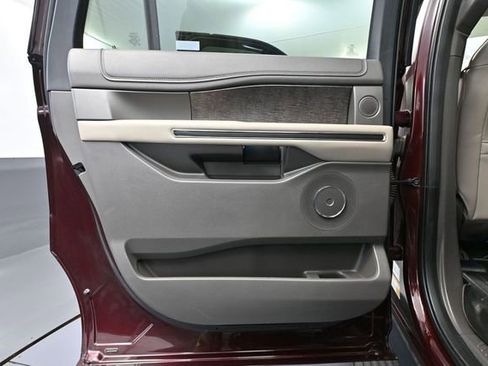 Used 2021 Ford Expedition Max Limited AWD/4WD image 37