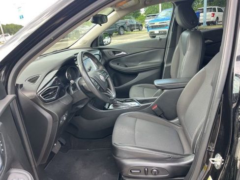 Used 2020 Buick Encore GX Preferred w/ Cold Weather Comfort Package FWD image 13