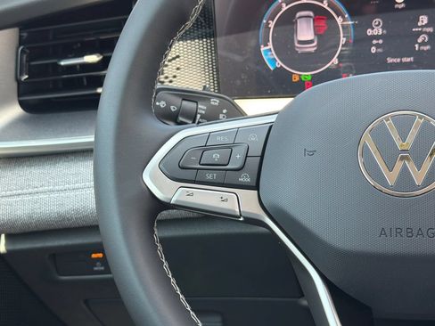 New 2026 Volkswagen Tiguan S FWD image 14
