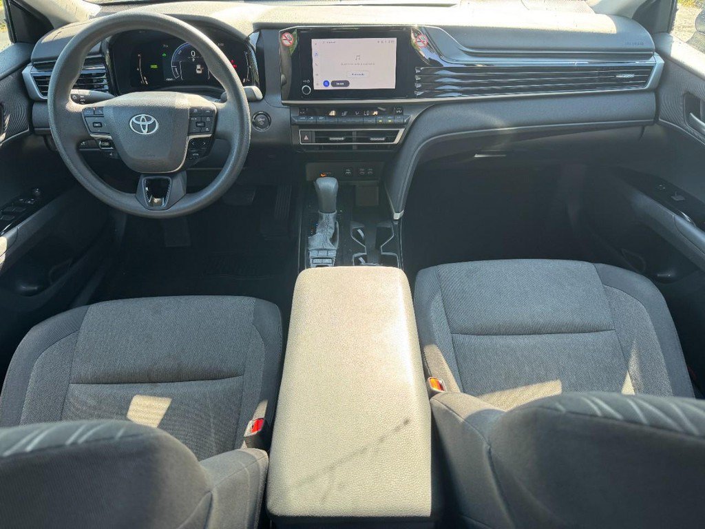 Certified 2025 Toyota Camry LE FWD image 17