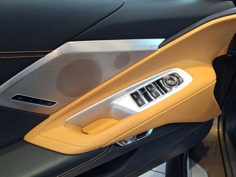 Certified 2021 Chevrolet Corvette Stingray Preferred Conv w/ Z51 Performance Package image 6