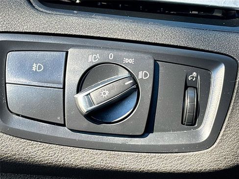 Used 2017 BMW X1 sDrive28i image 11