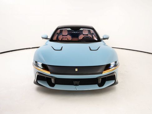 Certified 2025 Ferrari 12Cilindri RWD image 8