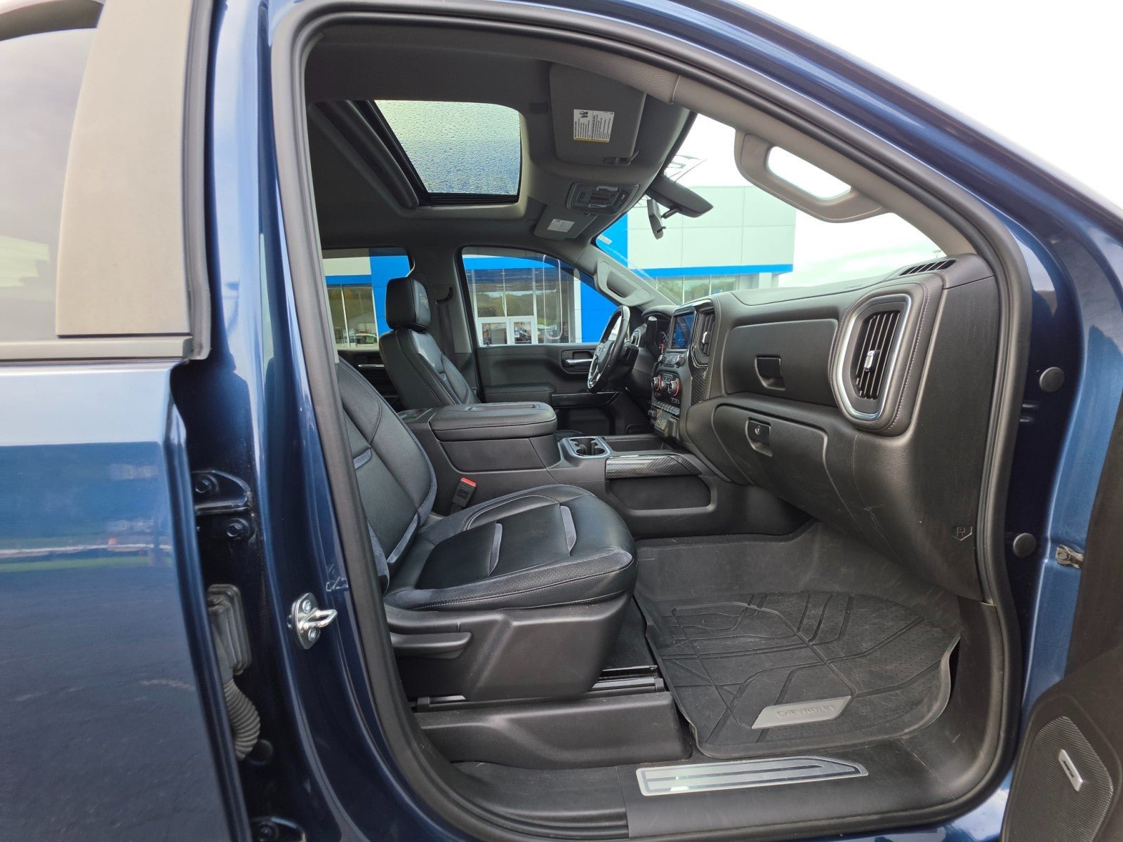Used 2019 Chevrolet Silverado 1500 RST w/ All-Star Edition AWD/4WD image 13