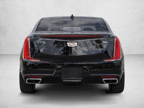Used 2018 Cadillac XTS Luxury FWD image 6