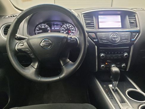 Used 2015 Nissan Pathfinder SV w/ Cargo Package image 22
