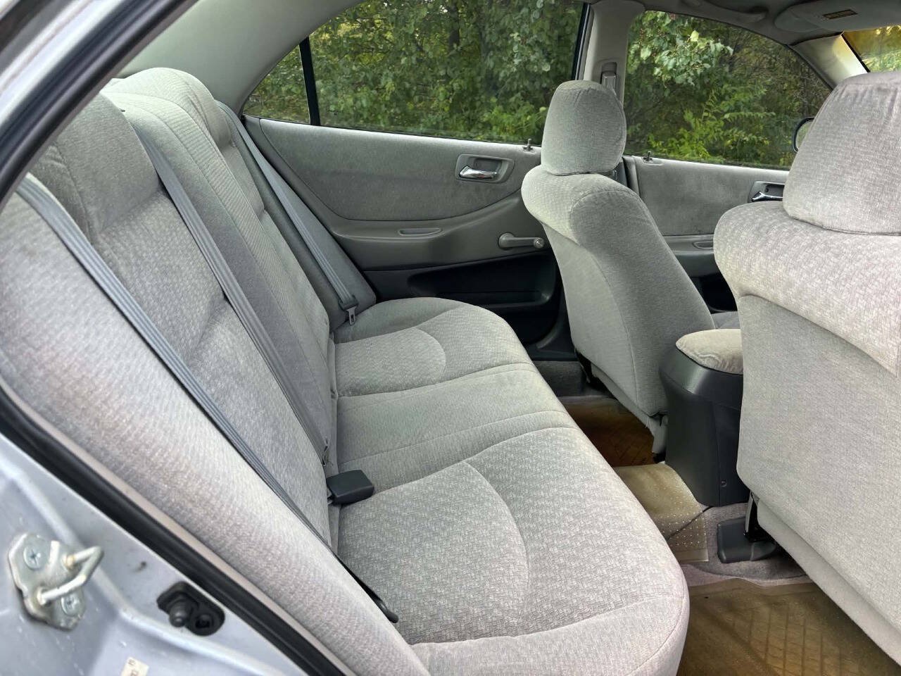 Used 2001 Honda Accord VP image 10