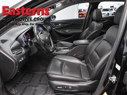 Used 2024 Chevrolet Malibu LT FWD image 14