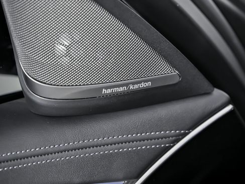 Used 2022 BMW M5 w/ Competition Package image 19