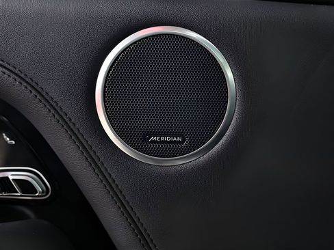 Used 2022 Land Rover Range Rover P525 Westminster Edition image 30