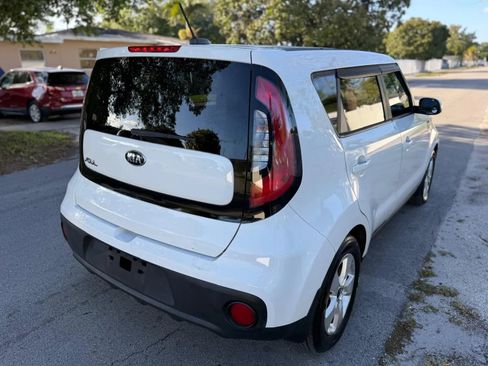 Used 2017 Kia Soul image 6