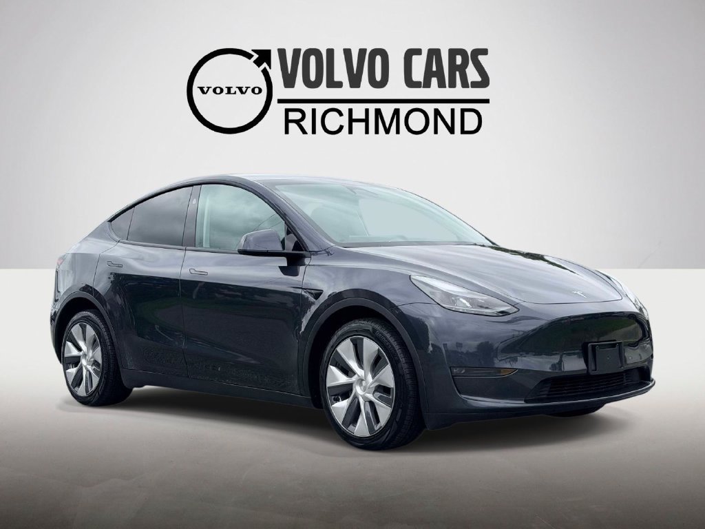 Used 2024 Tesla Model Y Long Range AWD/4WD image 1