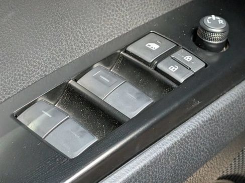 Used 2026 Toyota Camry LE FWD image 19