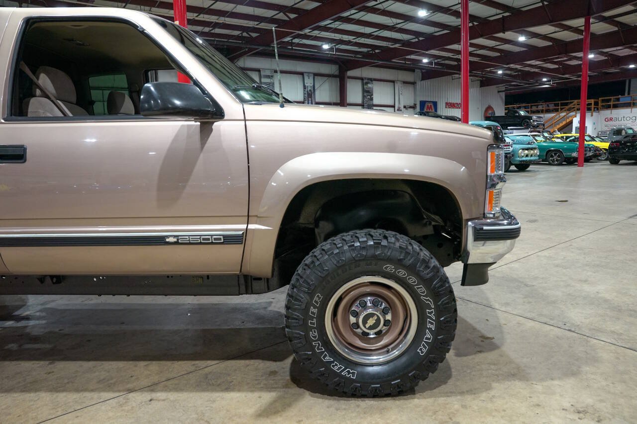 Used 1996 Chevrolet Silverado 2500 4x4 Extended Cab image 11