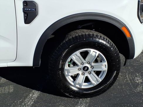 Used 2025 Ford Ranger XL image 9