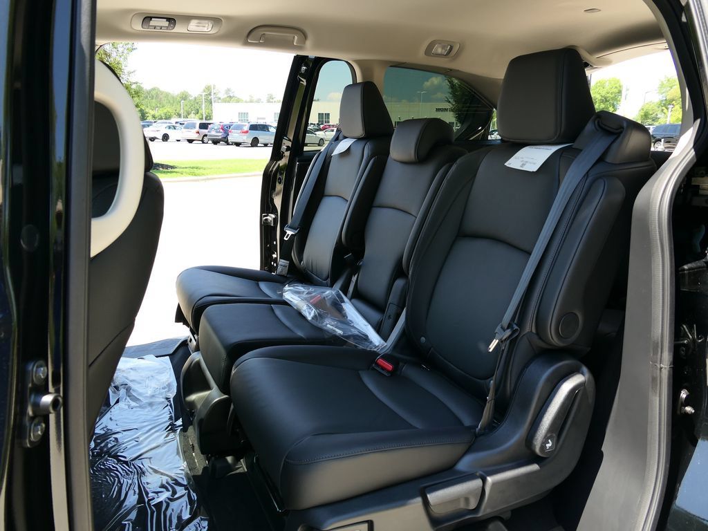 New 2026 Honda Odyssey EX-L image 32