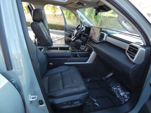 Used 2024 Toyota Tundra Limited image 27