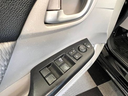 Used 2015 Honda Civic LX image 25
