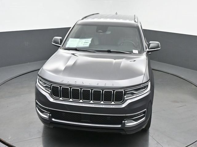 Used 2025 Jeep Wagoneer 4WD image 37