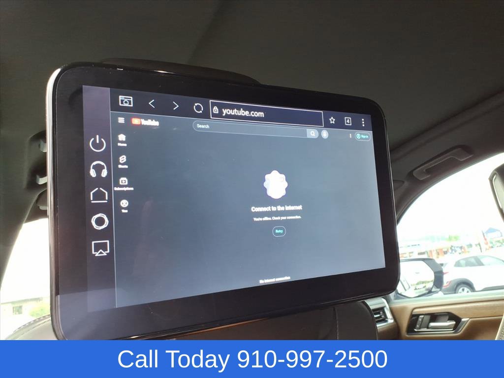 Used 2025 GMC Yukon Denali Ultimate w/ LPO, Floor Liner Package AWD/4WD image 27