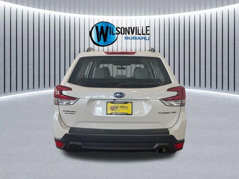 Used 2022 Subaru Forester AWD/4WD image 5
