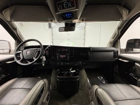 Used 2019 GMC Savana 2500 w/ Enhanced Convenience Package RWD image 24