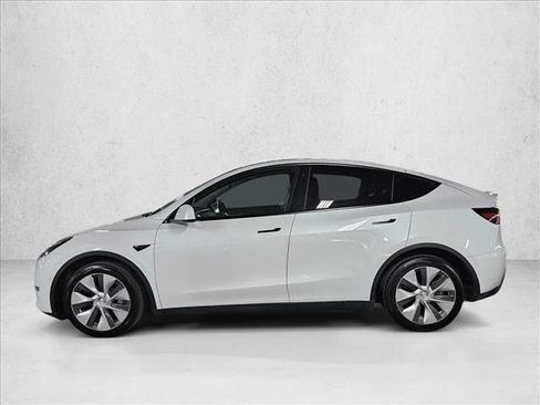 Used 2021 Tesla Model Y Long Range AWD/4WD image 9