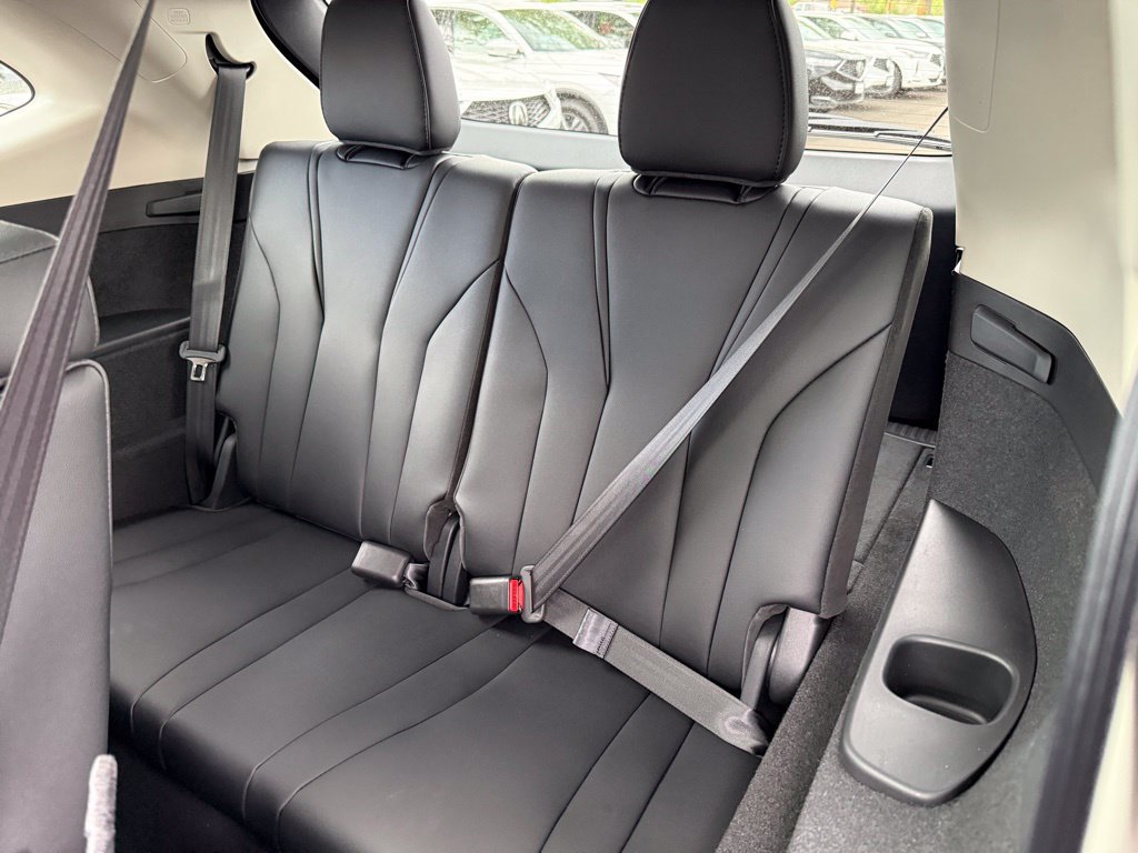 Certified 2026 Acura MDX SH-AWD image 16